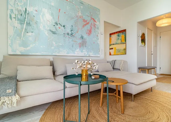 Prime Harborfront - Exclusive Area Apartment *